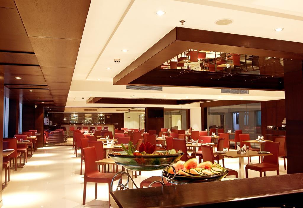 Citrus Hotel Bhiwadi Exteriör bild